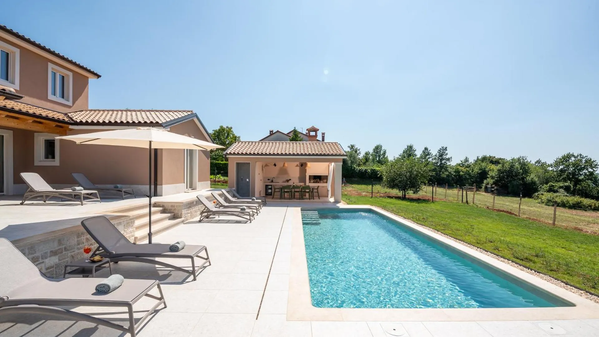 פאזין Villa Sentiero